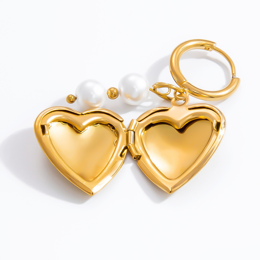 Women's Gender PVD Coated Real Gold Plated 18K Gold Heart Shape 304 Stainless Steel Simple Style Waterproof Non Tarnish Charm Sleeper Hoop Earrings Drop Earrings