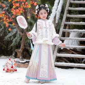 贝优可2026冬新款女童套装中国风刺绣汉服古风古装两件套加绒棉服