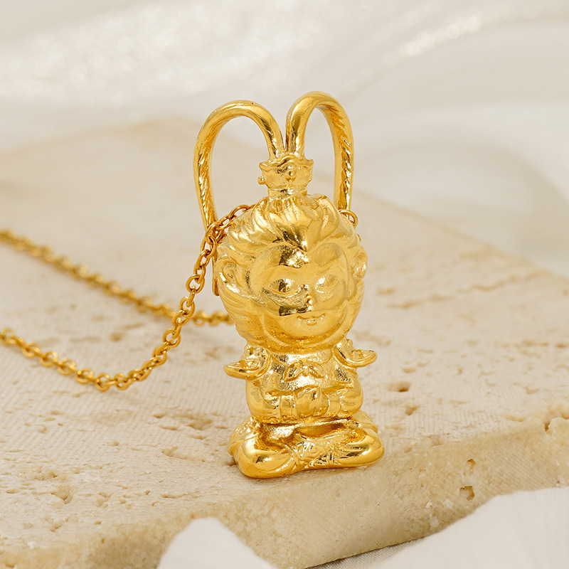 Collana con ciondolo 3D Wukong mitologico nero placcato oro, dal design unico e creativo_voghion.com