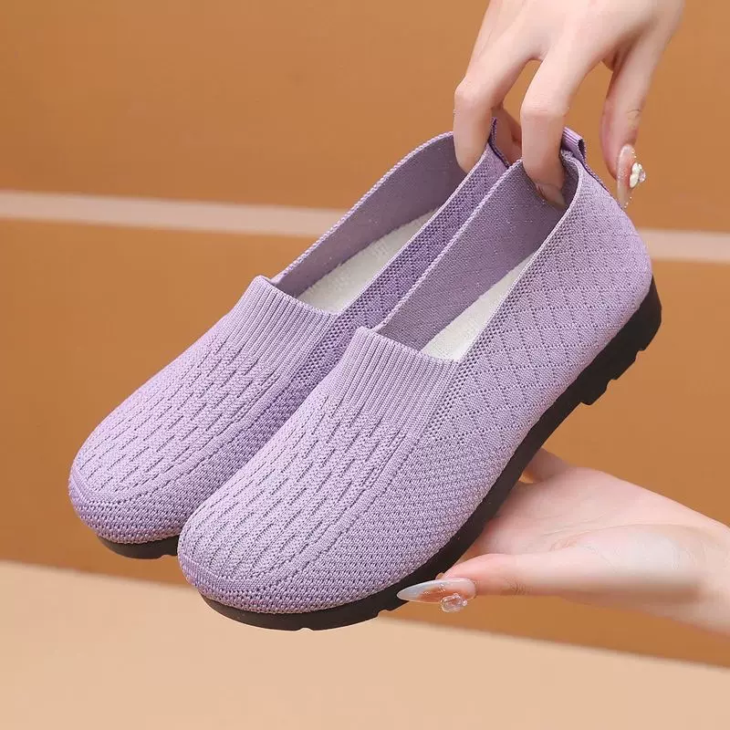 意迪森亲子不累脚软底一脚蹬上班平底中老年老北京布鞋女鞋妈妈y