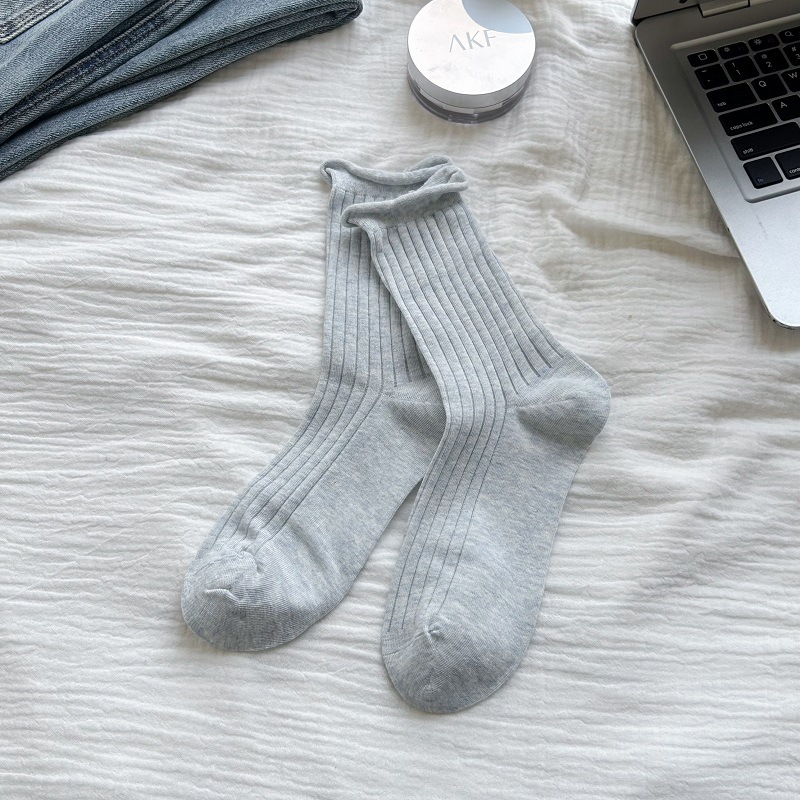 Calcetines coreanos Dongdaemun de verano, finos, transpirables y de color sólido, diseño minimalista.