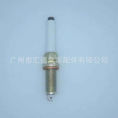 Factory direct car spark plug SILZKFR8C7S Mercedes-Benz spark plug A0041596803 suitable for C- class E-class