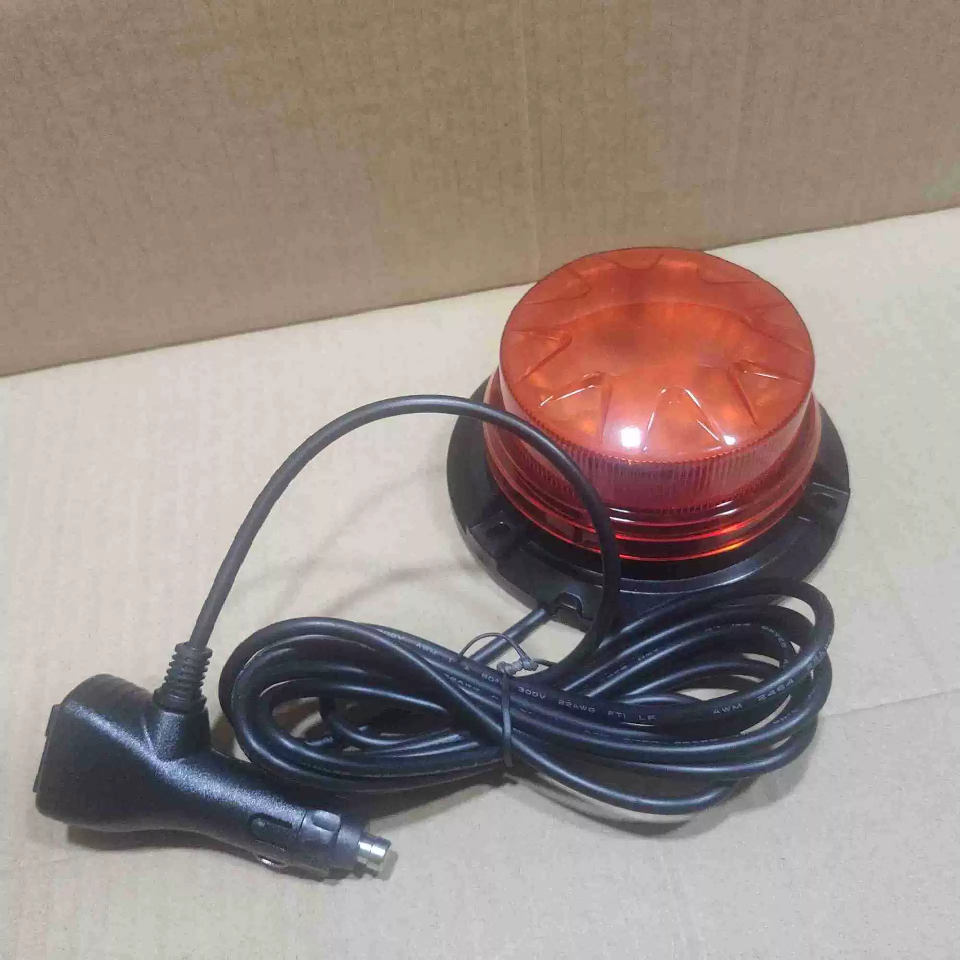 Ультратонкая автомобильная светодиодная лампа-вспышка Mini Flash Lamp 12-24V Универсальная