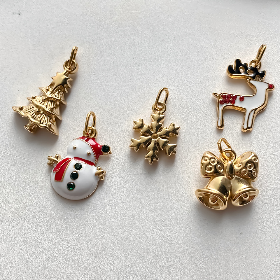 Emanco Non-Fading Washable Christmas Bead Pendant Accessories DIY Hand-Woven Enamel Bracelet Accessories