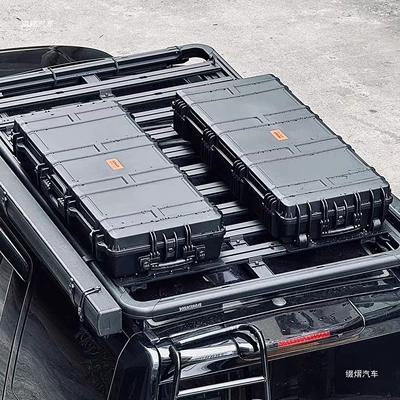 Car roof luggage box, roof — Roof box