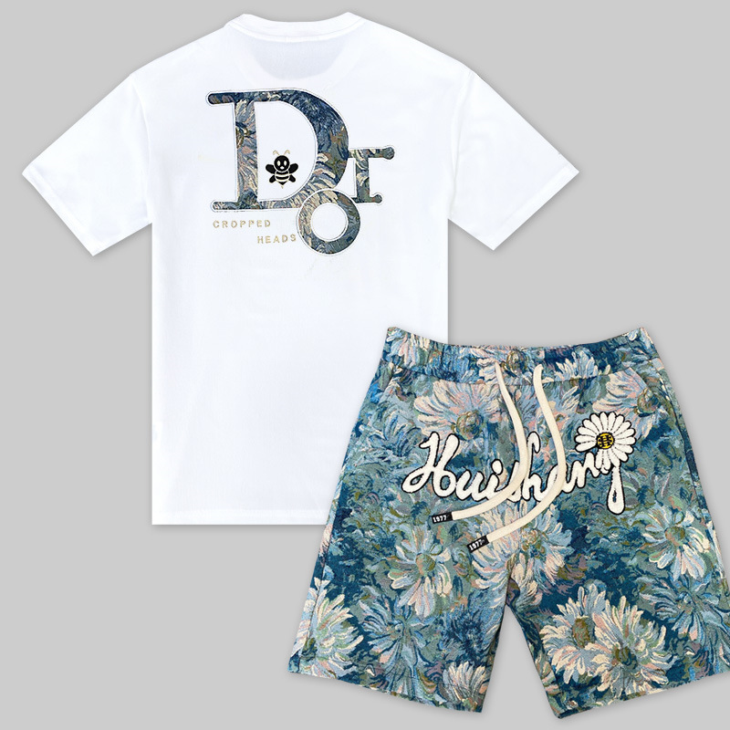 European Station Summer New Fashion Casual Men's suit Light Luxury Personalized Printed Handsome Men's Top and Shorts Two-piece Set European Station Summer New Fashion Casual Men's suit Light Luxury Personalized Printed Handsome Men's Top and Shorts Two-piece Set