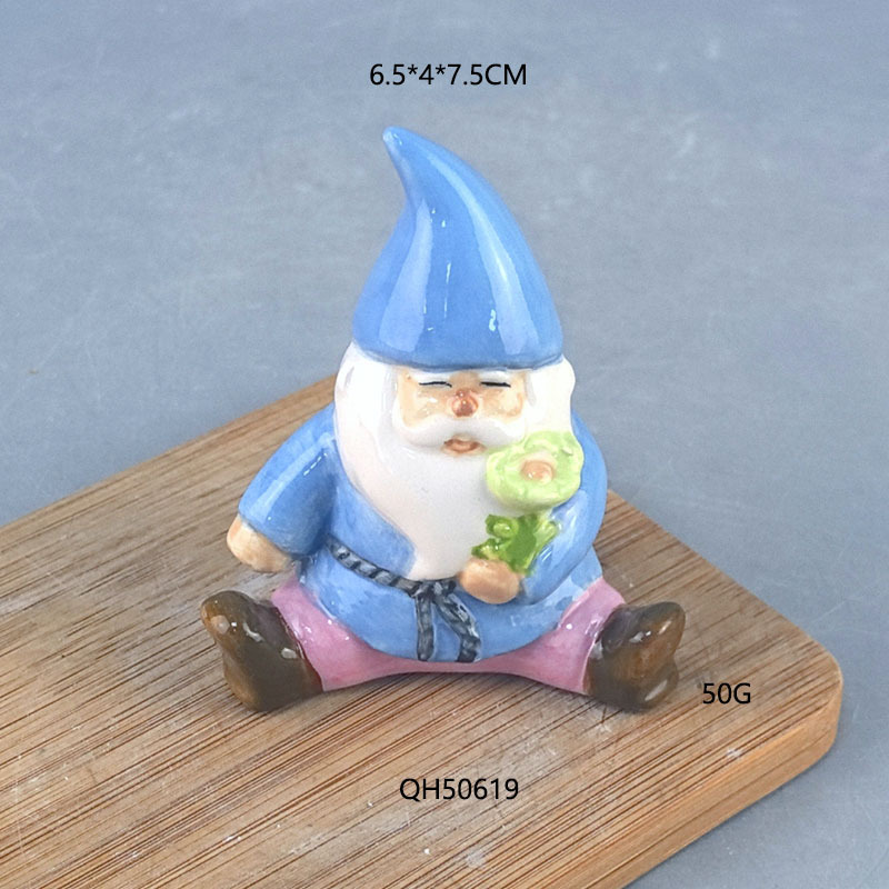 Artesanía de cerámica europea creativa Adornos de hadas Jardín navideño Personajes de duendes Adornos de dibujos animados pintados