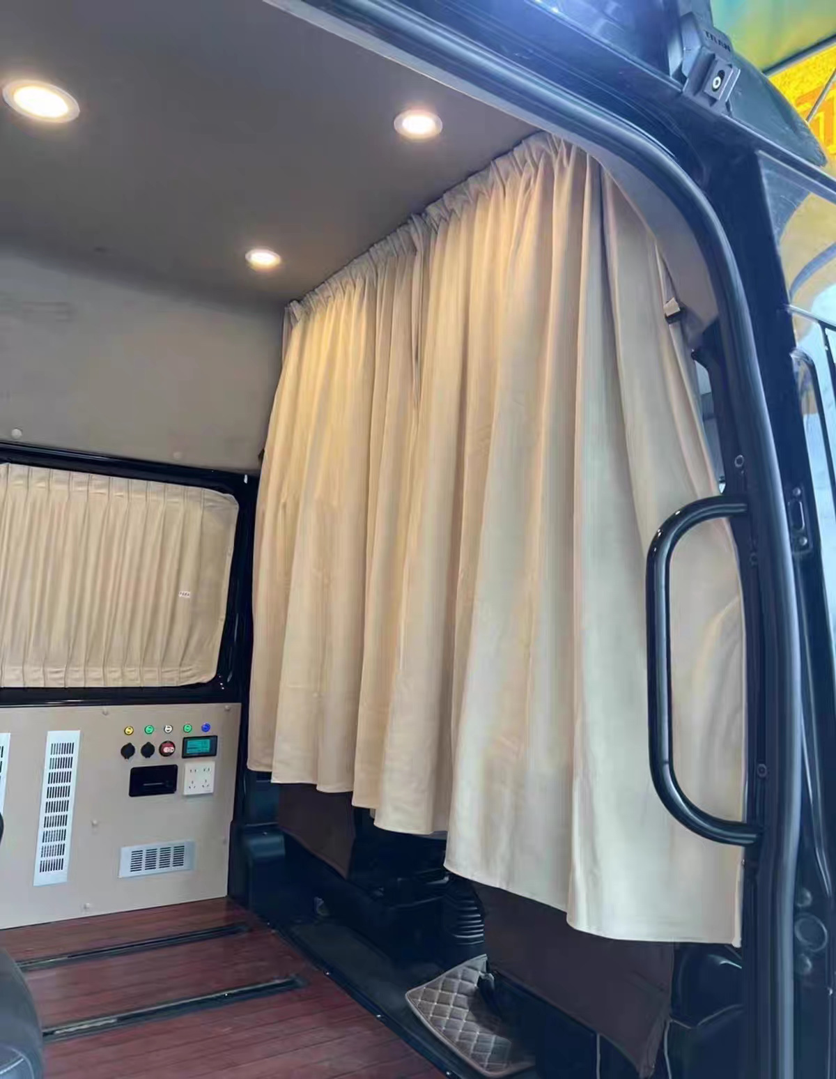 Dana V1 Dana M1 camping car front and rear partition curtains, suede air conditioning curtains, sun protection and heat insulation curtains