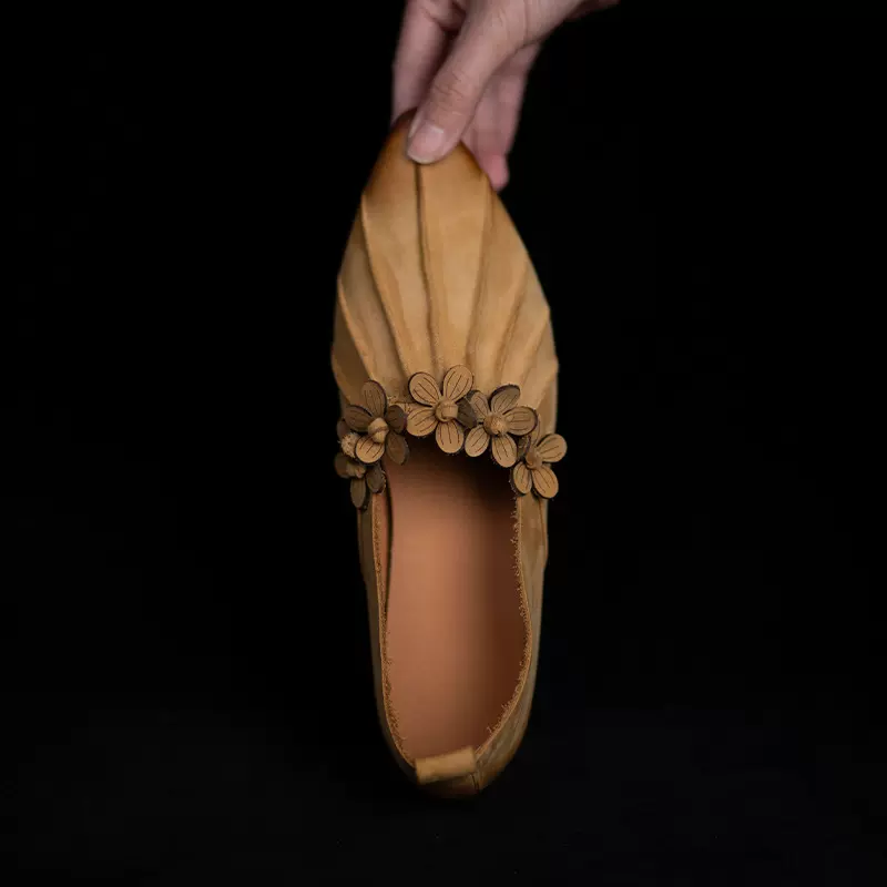 真皮女鞋2025春季新款法式复古手工单鞋花朵尖头透气软底爆款鞋子