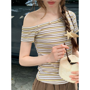 С��б�Iײɫ�l�y����T��Ů�ļ�㼑��L�������e��С��