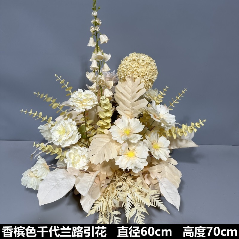 Flor de la boda de la flor Chiyeya rosa roja fila de orquídeas fila de flores bosque escena de compromiso decoración de la boda fondo de decoración