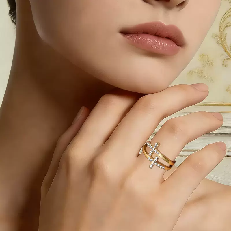 欧美流行女式十字架戒指韩版潮人镶钻宗教指环小众设计轻奢手饰