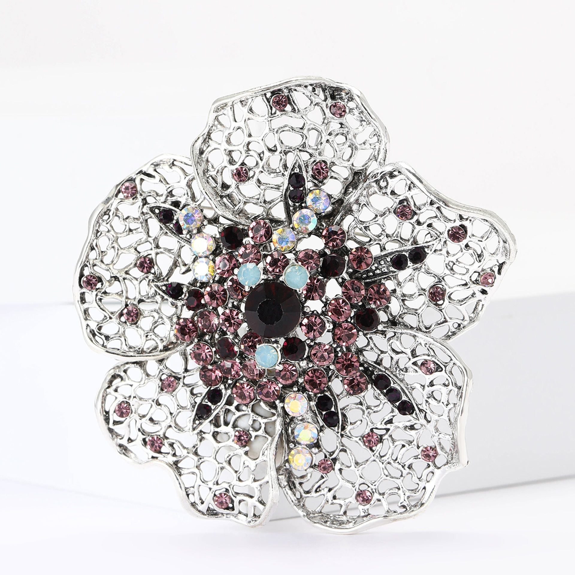 Alloy Material Retro Pin Flower Alloy Inlay Rhinestones Women's Brooches