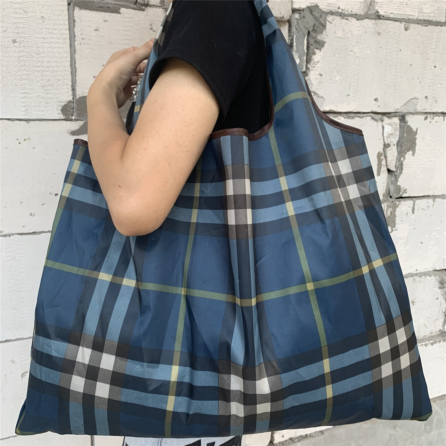 Bolsa de compras plegable de la protección del medio ambiente del paño de Oxford bolsa de almacenamiento portátil bolsa de supermercado grande bolsa de dibujos animados japonés