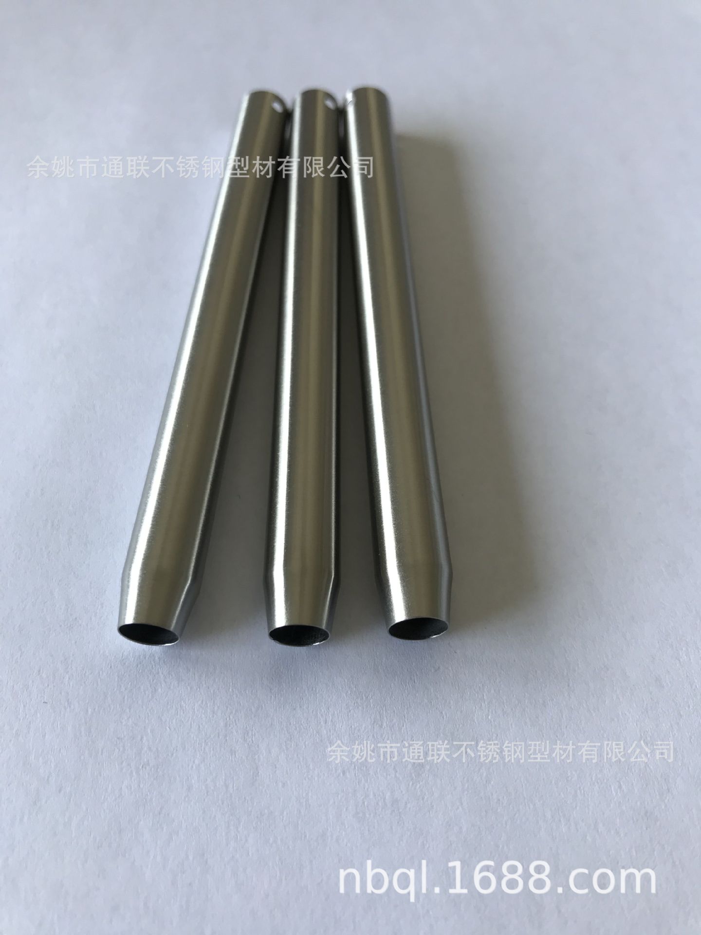 医疗器械用304不锈钢管 可提供扩口 缩管 折弯 打孔等后续加工