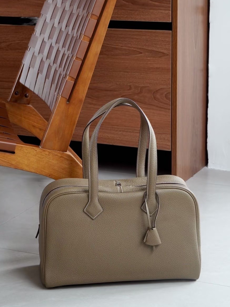 Genuine Leather Large Capacity Women's Tote Bowling Bag 2026 New Arrival Luxury Commuter Shoulder Boston Bag Underarm Bag - Thumbnail 5