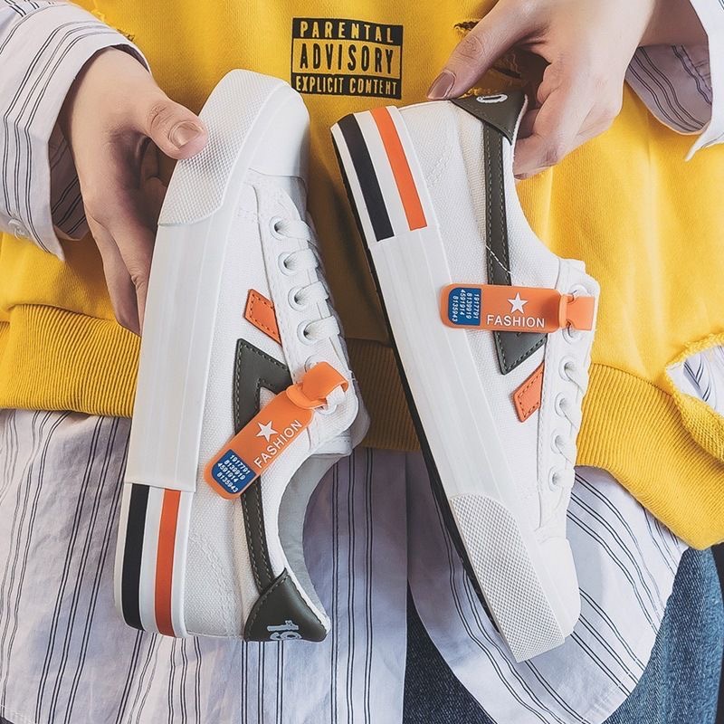 Zapatos blancos de primavera y otoño para mujeres zapatos de lona de altura baja primavera 2026 nuevos estudiantes coreanos zapatos de goma transfronterizos transfronterizos