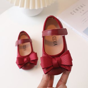 2024 Spring and Autumn New Korean Style Bow Girls Princess Shoes Children's Soft Soled Shallow Mouth Single Shoes Flat Small Leather Shoes