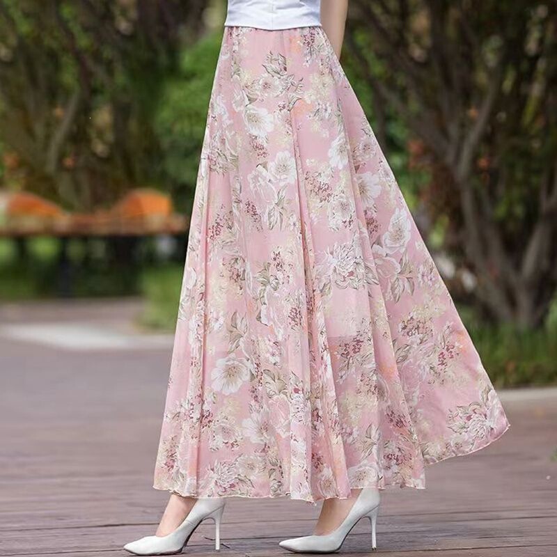 2026 Summer Floral Chiffon Skirt High Waist Versatile A-Line Plus Size Slimming Long Skirt for Plus Size Women, Slimming and Tummy Concealing