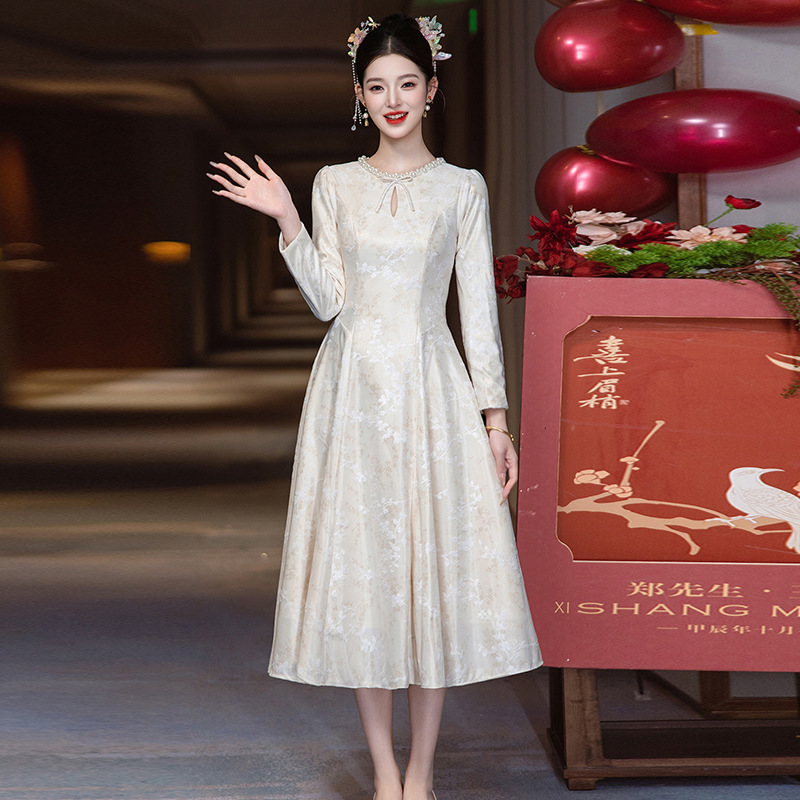 New Chinese Style Champagne Color Long-Sleeved New Toast Dress Bride Engagement Mid-Length Evening Dress Can Be Worn Daily Dress