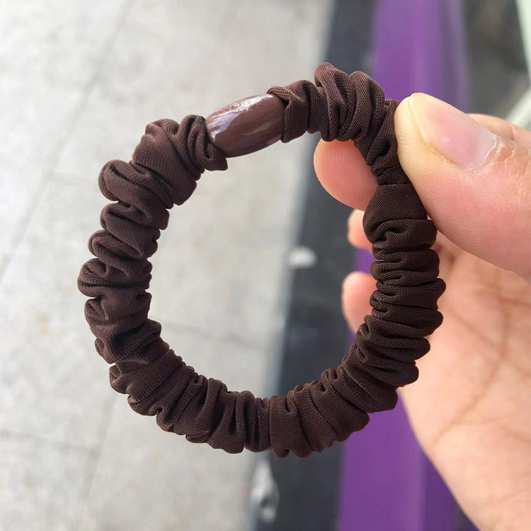 다크 브라운