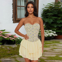 ���R�d���QŮ�h������ƴ�ӵ���ȹ��@�黨Ĩ�������B��ȹ�Ɍ���ȹ