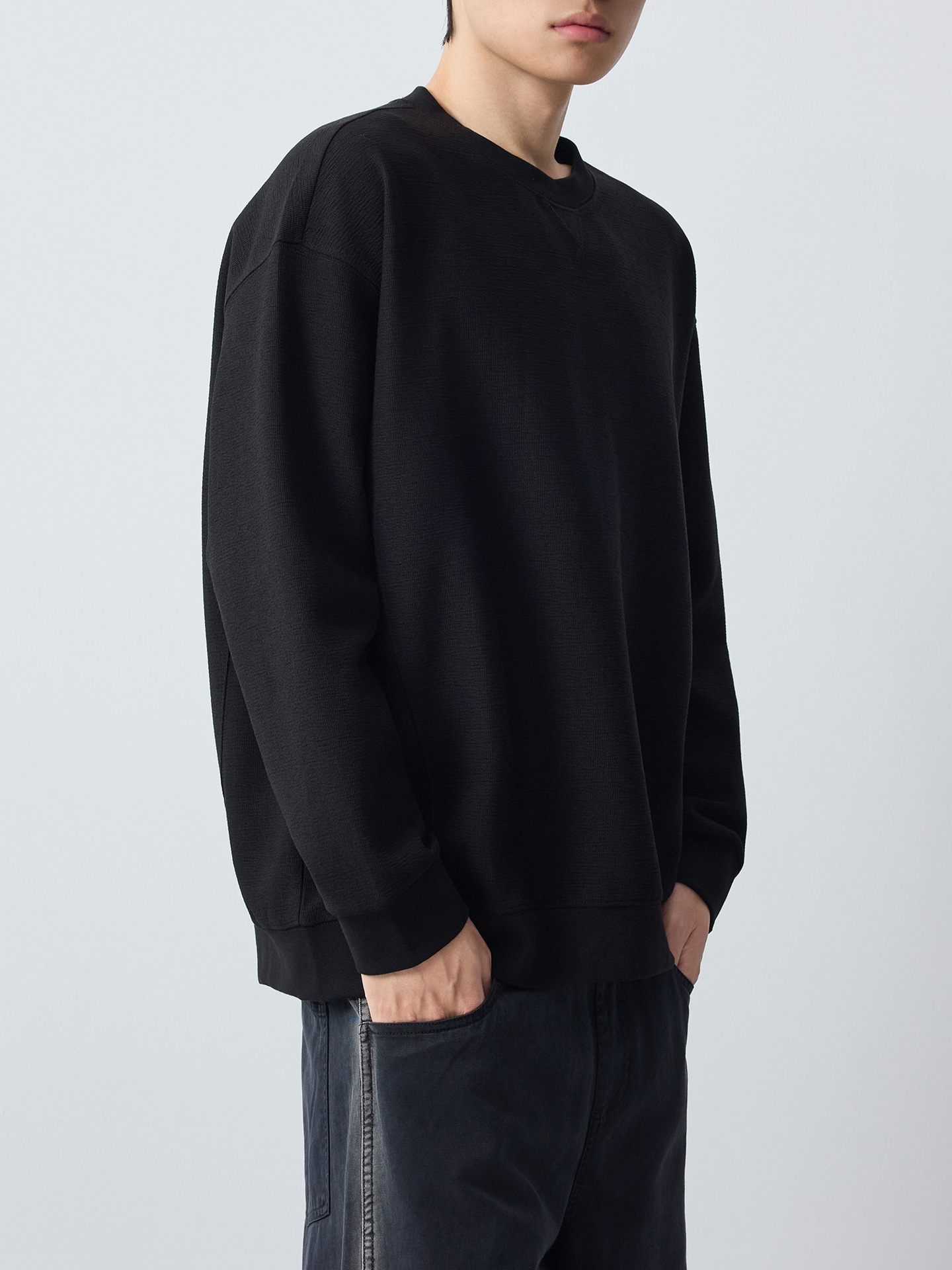 Áo sweatshirt nam cổ tròn chất liệu dày dặn 300g phong cách công sở — đen