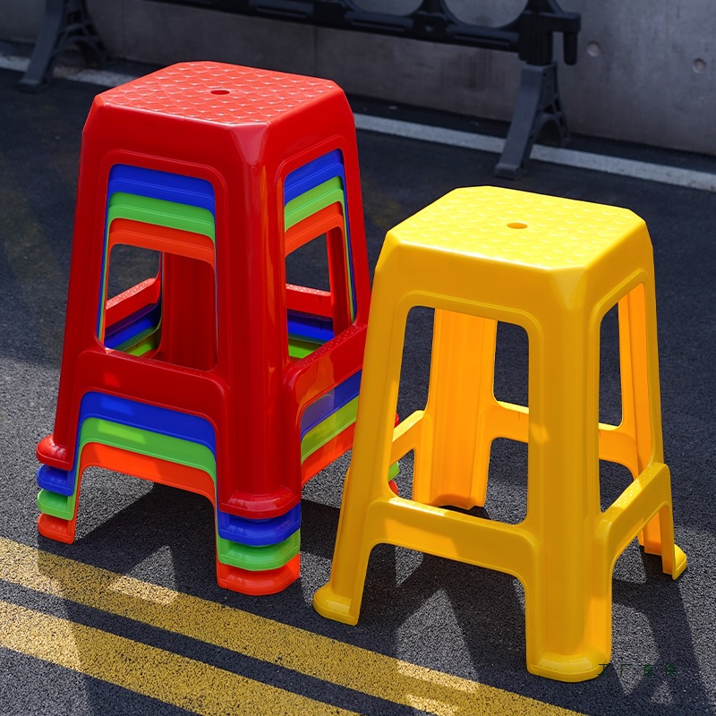 Fiesta de taburetes de plástico grueso 55cm de altura de asiento taburete de exhibición fábrica de taburetes de goma cocida duradera puede ser grabado con láser