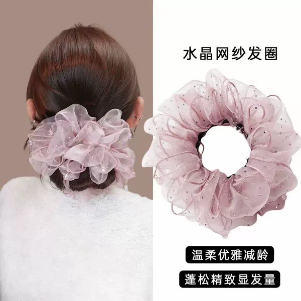 Gypsophila scrunchie for women, high-end, stylish, fashionable, suitable for ponytails and buns, floral elastic hair accessory