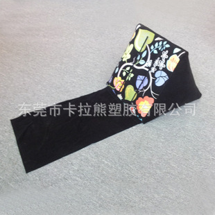 Factory Sales Inflatable Triangle Mat Outdoor Pvc Flocking Inflatable Cushion Beach Mat Play Sand Mat Picnic Mat