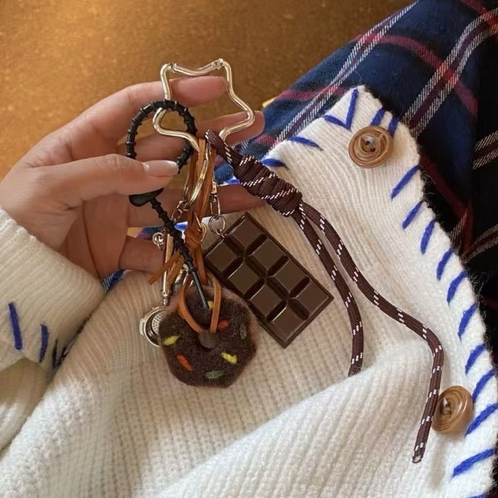 Felt donut m series pendant