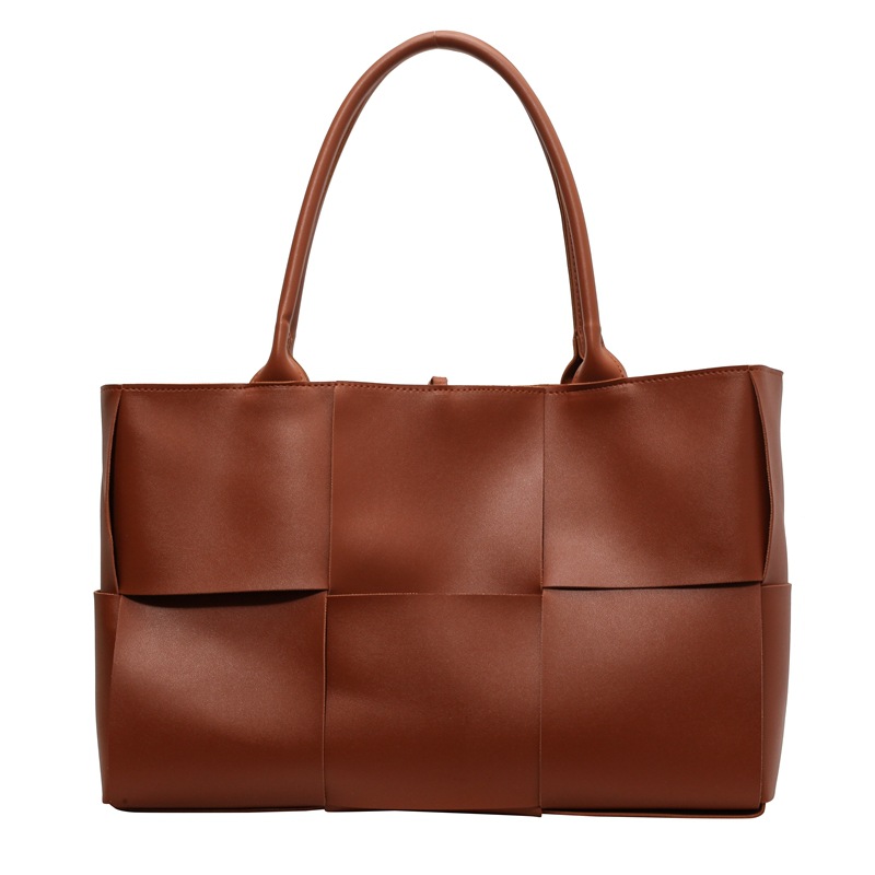 Bolso de mano tejido de gran capacidad de las mujeres, nuevo bolso de la axila del hombro de alto grado retro 2023