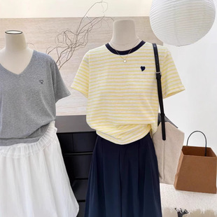 Plus-Size 100kg Short-Sleeve T-Shirt for Women, Summer Korean Style with Contrasting Color Trim, Heart Stripe Casual Short-Sleeve T-Shirt