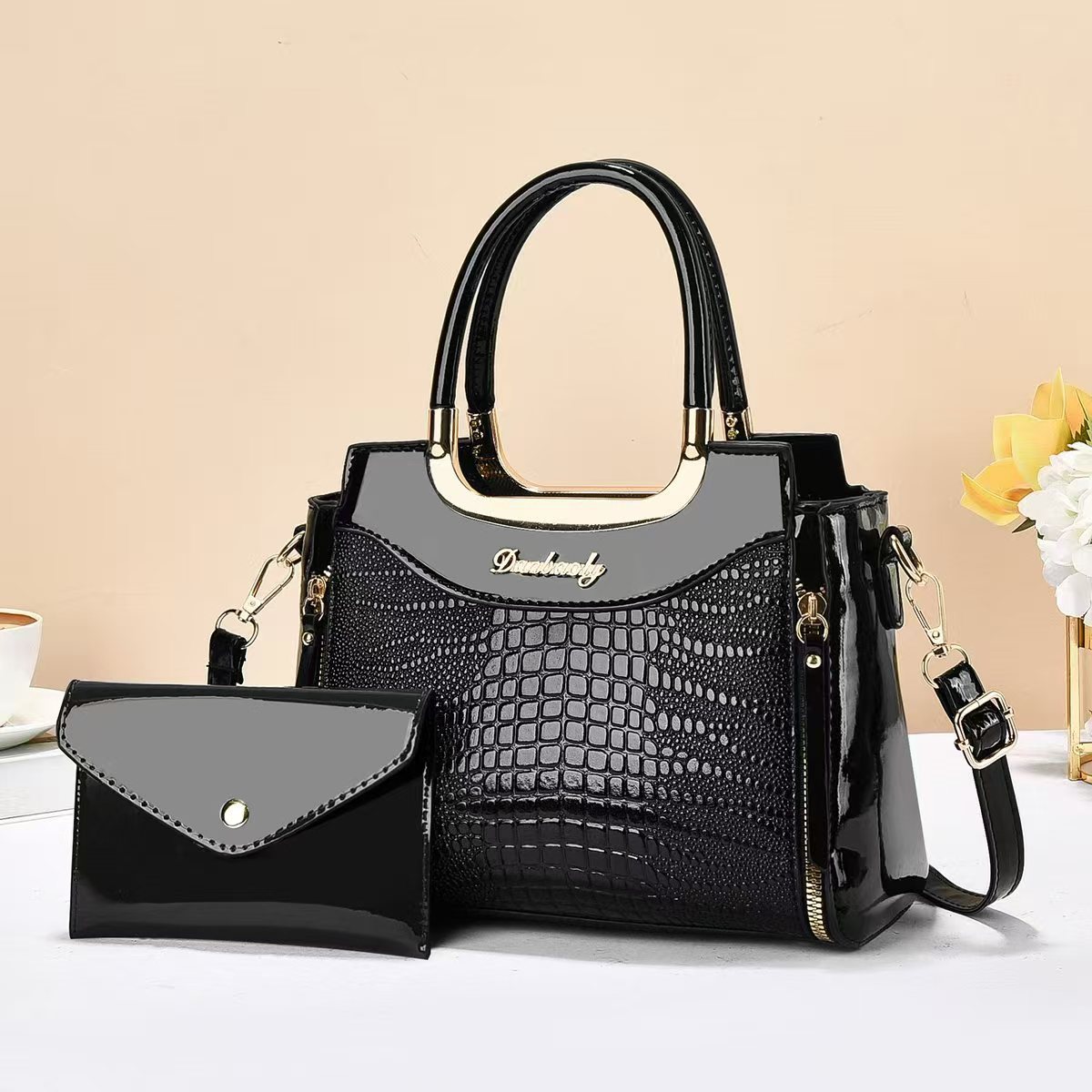 Venta directa de fábrica bolso de mensajero de gran capacidad salvaje bolso de moda bolso de mujer 2025 nuevo bolso de moda con patrón de cocodrilo