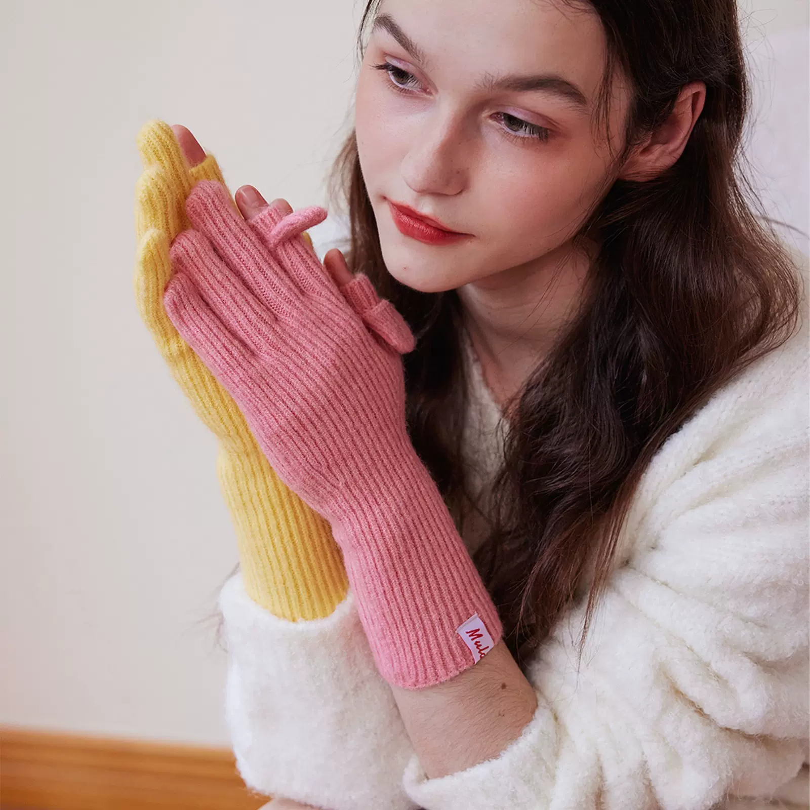 韩版设计款含羊毛纯色针织手套女秋冬保暖防寒分指可爱拇指翻盖手