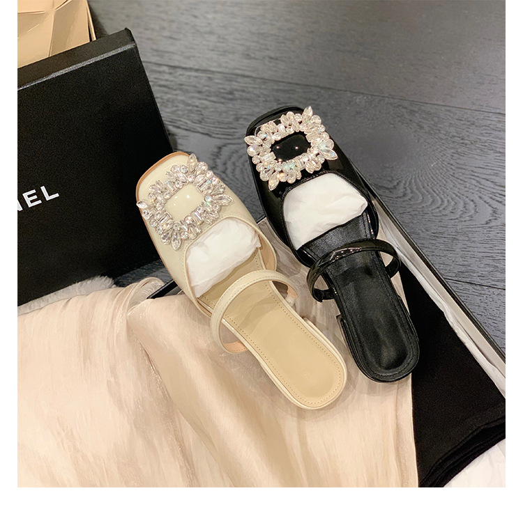 Grape Mom with the same style 2023 spring new sexy sandals and slippers women flash diamond shallow mouth square head flat half drag sandals women_voghion.com