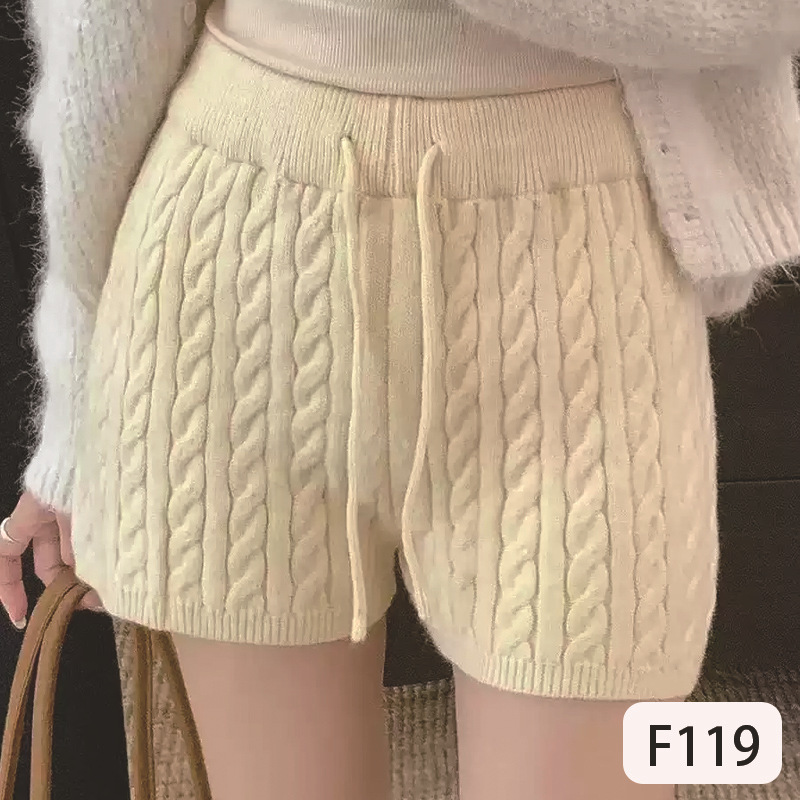 Japanese and Korean Retro Simple Elastic Waist Twist Yarn Knit Shorts for Women Autumn Versatile Slimming Wide-Leg Boot Shorts