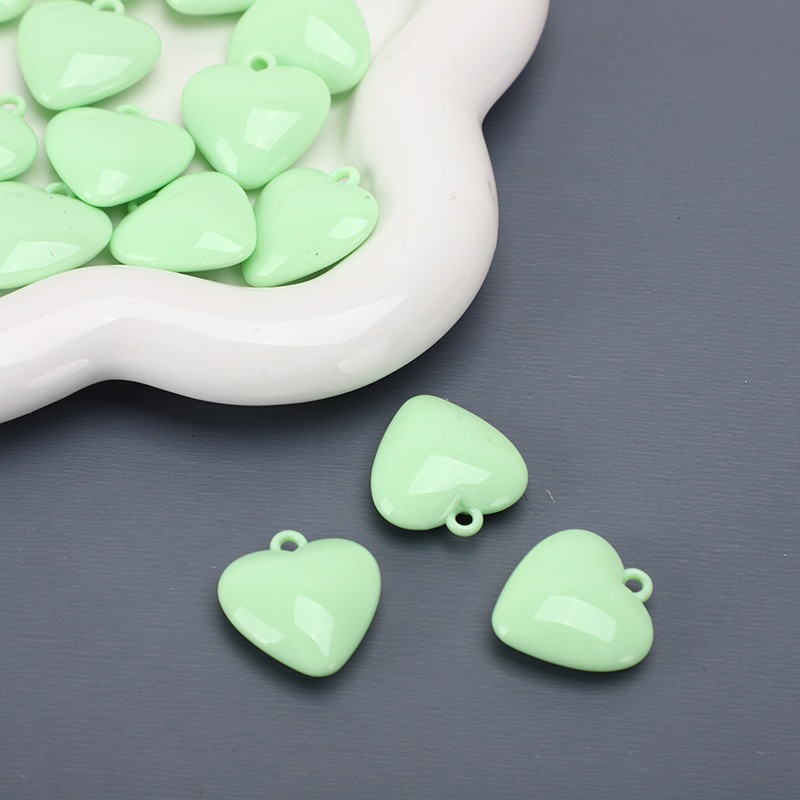 31 * 32mm acrílico brillante pintura galvanizado UV amor colgante pintura horneada colgante de corazón de melocotón brillante pendientes bolsas colgantes joyas