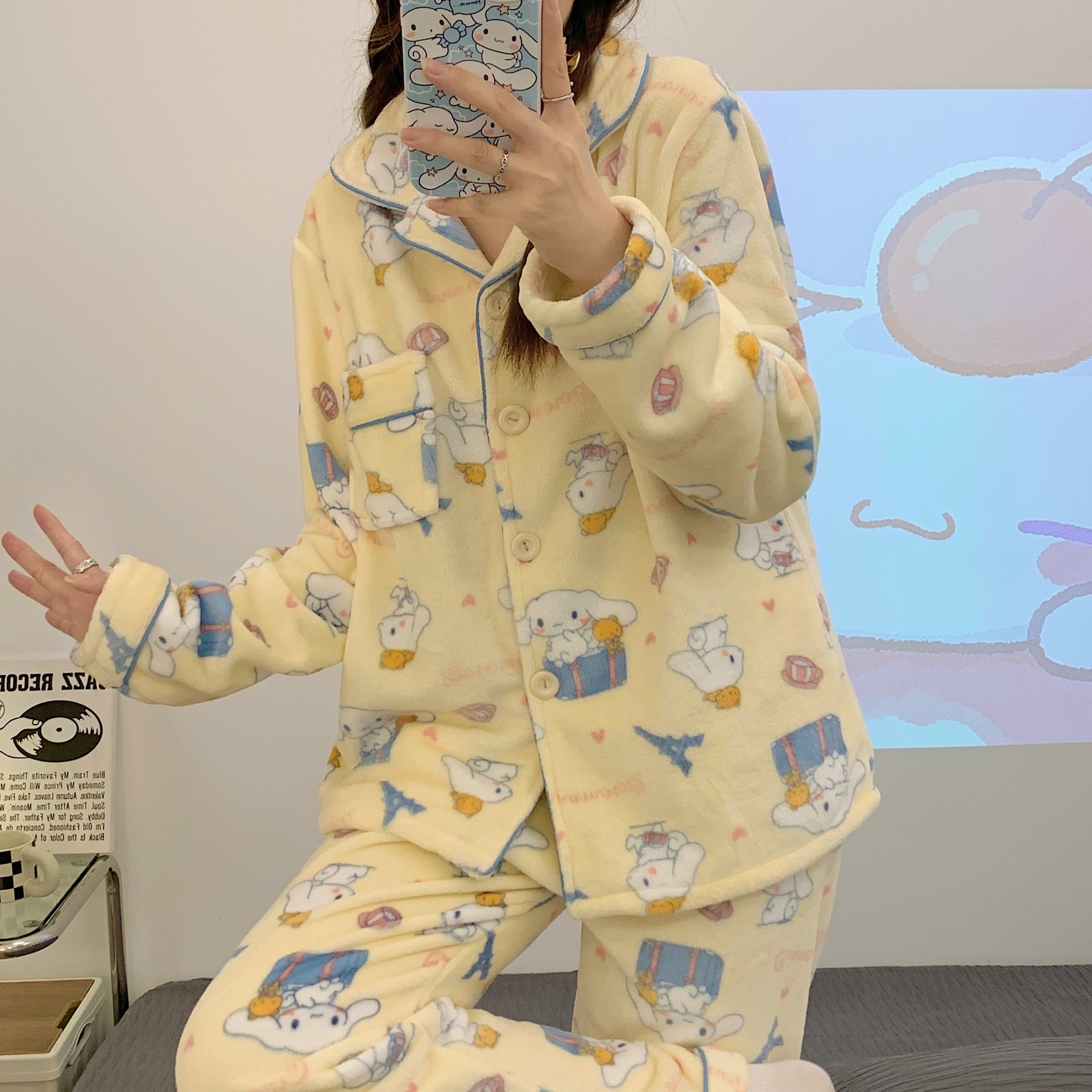 Dibujos Animados pijamas calientes de las mujeres franela solapa Otoño e Invierno cardigan manga larga enviar máscara ojo lindo hogar desgaste traje