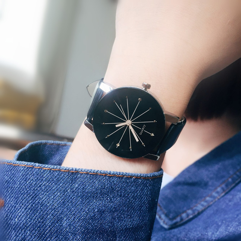 Fabricante de relojes de pareja con correa de cuero al por mayor, un par de relojes con correa de cuero manchado, relojes para mujer, relojes de moda y únicos para estudiantes, otros.