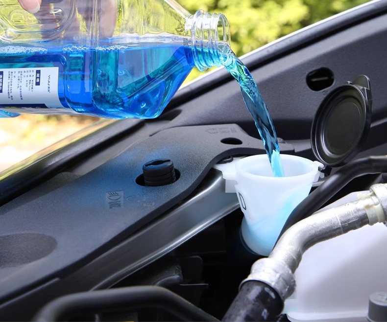 Special Glass Water Wiper Essence for Automobiles, Car Wiper Water Cleaning Fluid, Universal Oil Film Removal and Antifreeze for All Seasons