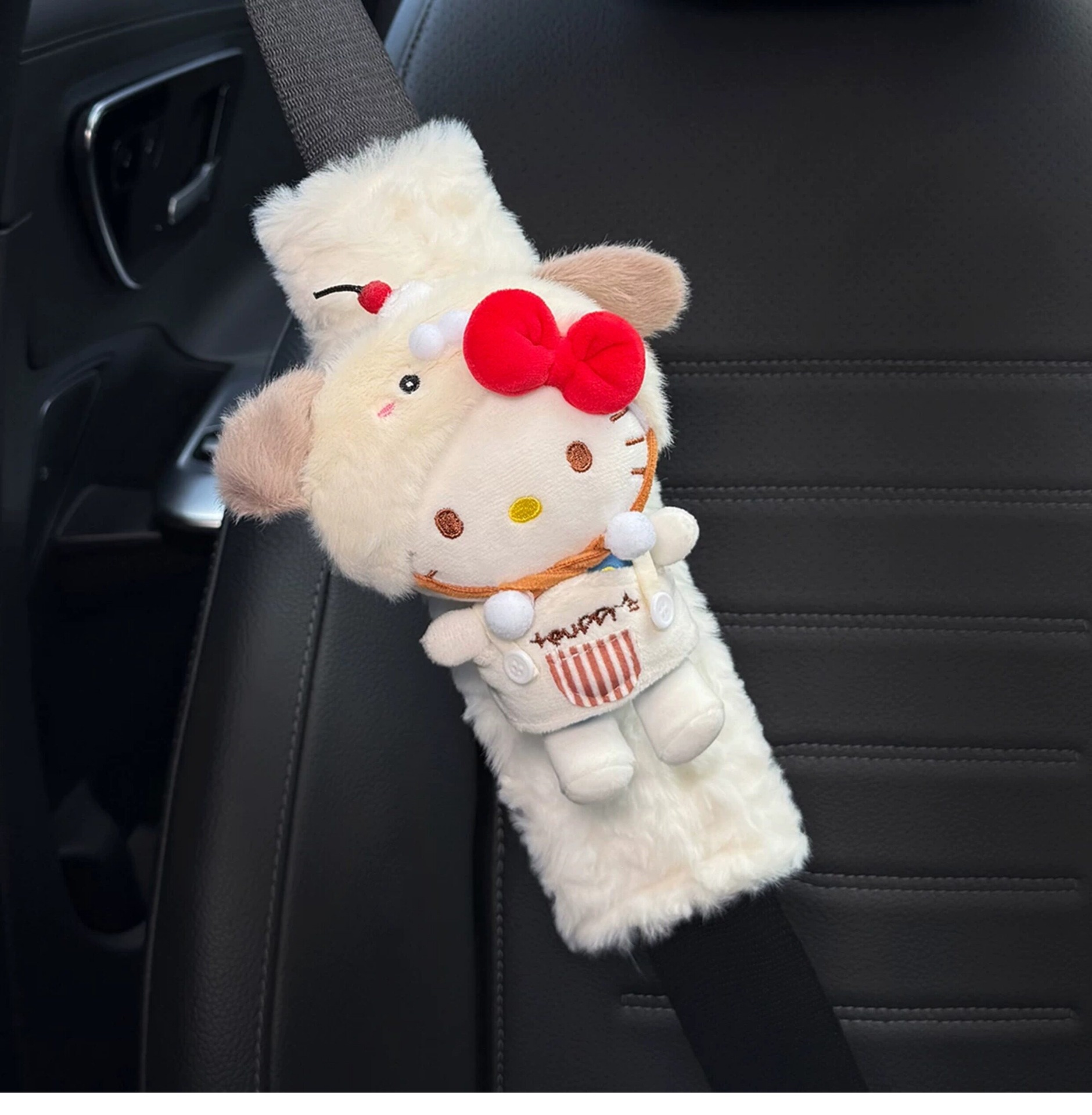 Cute KITTY car seatbelt shoulder pad, car interior seatbelt decoration, anti-wear clothing for couples, a pair for women