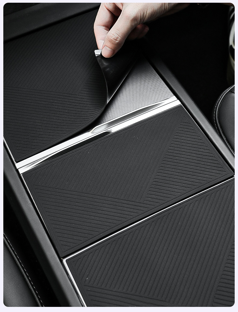Suitable for Tesla's New Version of Model Y/3 Central Control Silicone Pad, Electrostatic Adsorption Panel Sticker, Decorative Accessories for Car Use