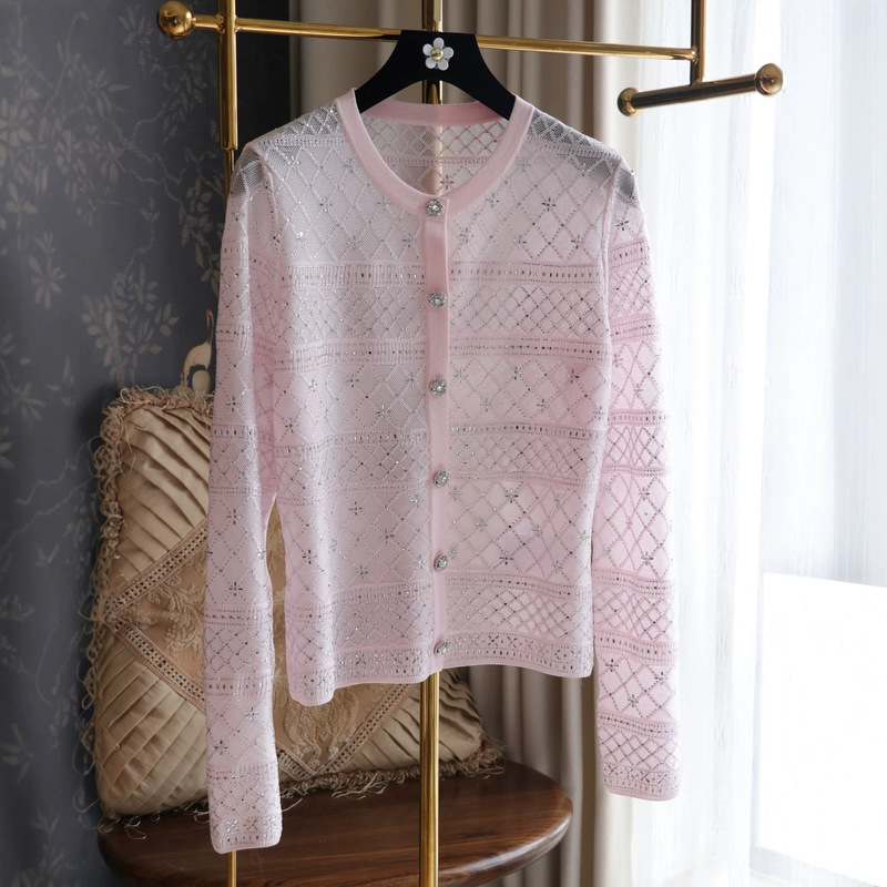 Boutique style CHAO shiny sweet ladylike pearl button cardigan with diamond jacquard, suitable for special occasions, knitted sweater set Boutique style CHAO shiny sweet ladylike pearl button cardigan with diamond jacquard, suitable for special occasions, knitted sweater set