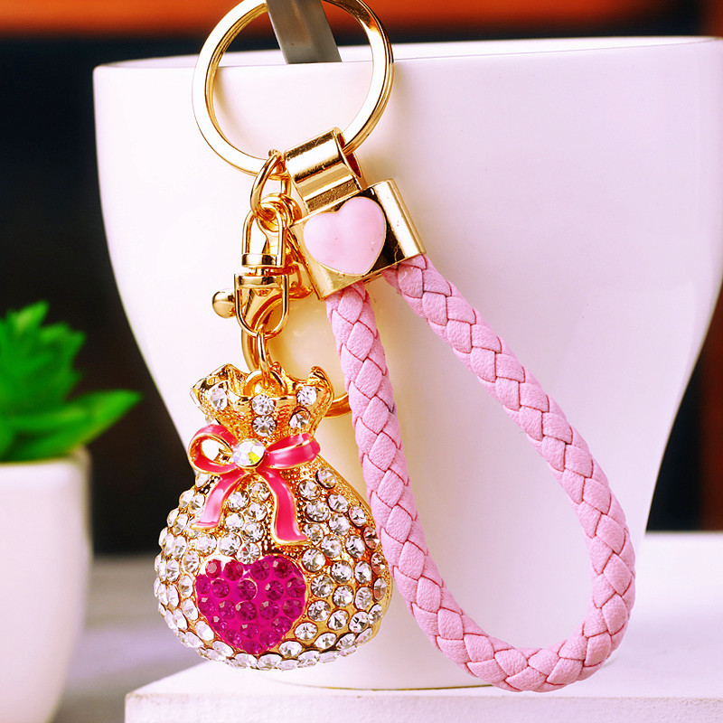 Diamond Embellished Heart Shaped Keyring For Handbags And Keys_voghion.com