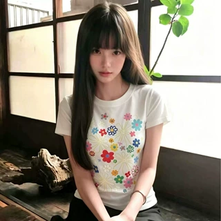 2026年夏季新款甜美风花朵印花短袖t恤女设计感修身收腰百搭上衣
