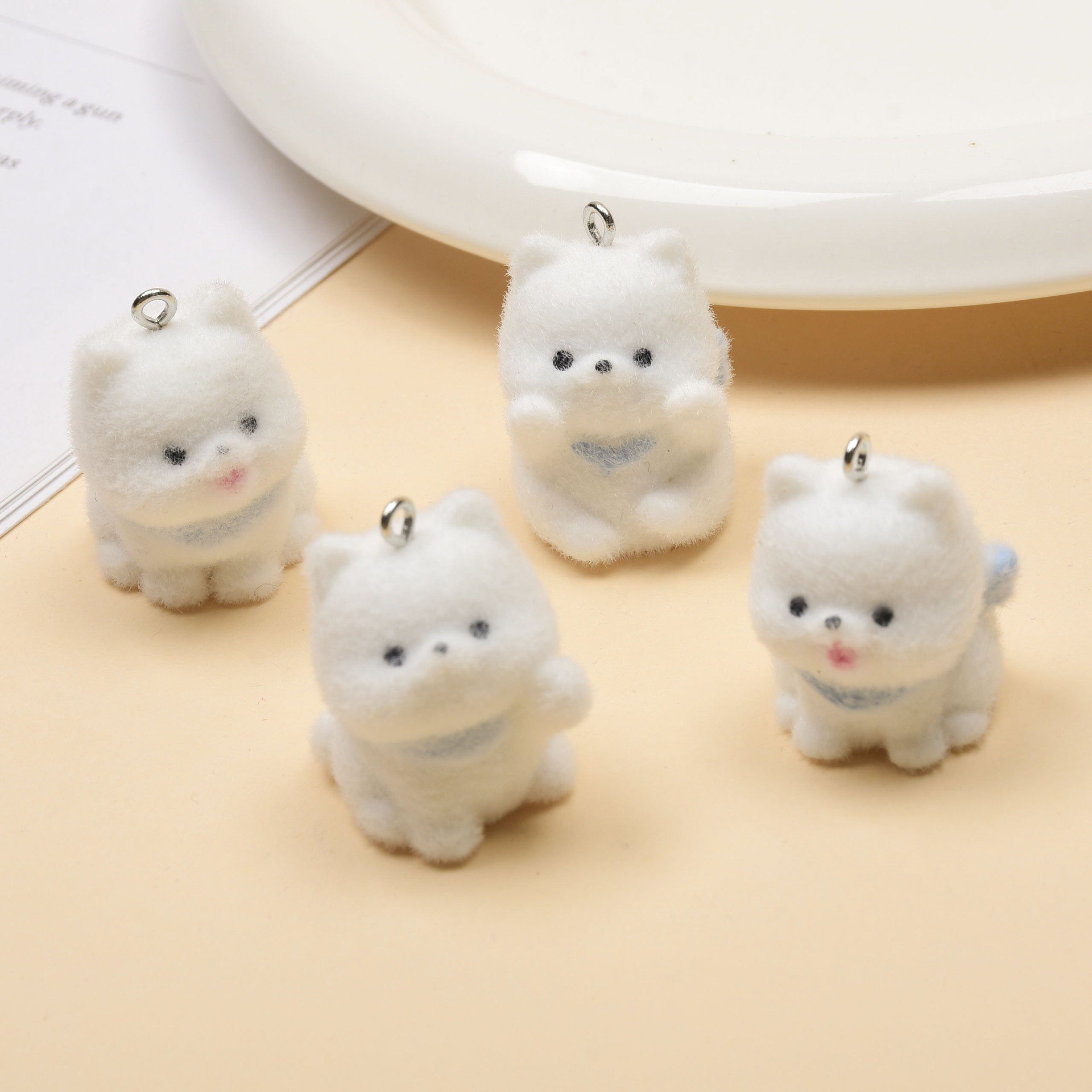 잠금 펜던트 귀여운 Samoyed 수지 펜던트 휴대 전화 체인 키 체인 가방 DIY 소재 액세서리 도매