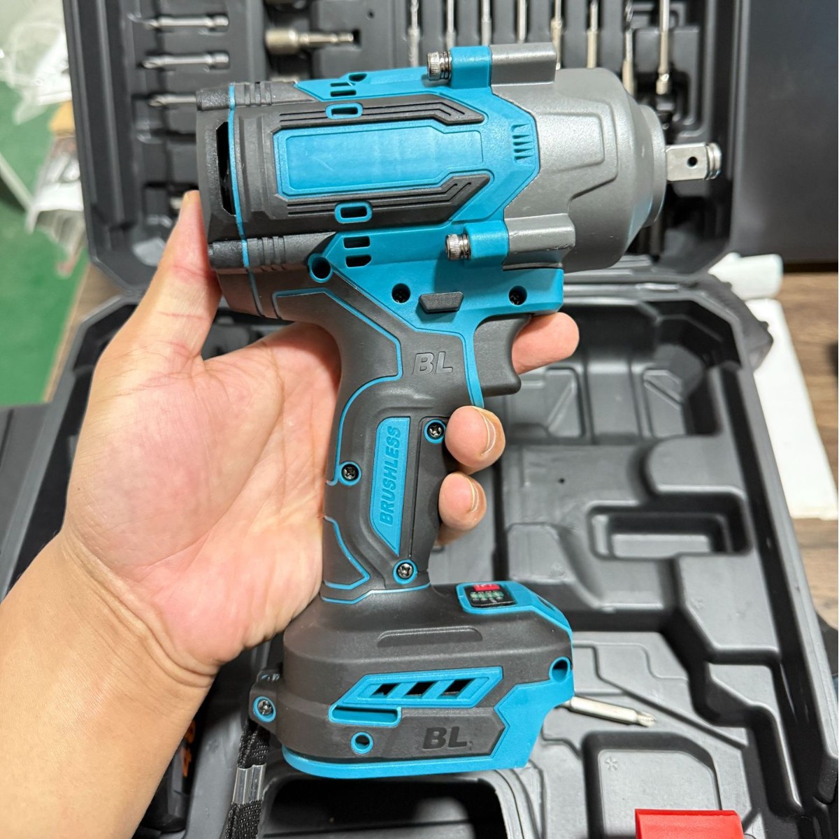 1000扭力电动扳手多功能锂电无刷冲击工具厂家批高大扭矩大扭力