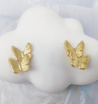 Xuping aleación de cobre chapado 24k color diario pequeño ligero estilo de lujo pernos de orejas elegantes orejas al por mayor mujeres