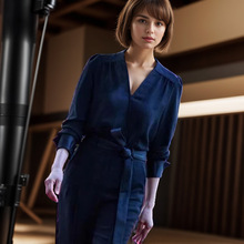 【现货】明星同款时尚黑色V领长袖绑带显瘦气质休闲阔腿连体裤女